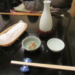 室町 砂場 - 燗酒・お通し