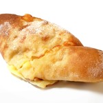 ブーランジェリー エスペランサ - 大きなチーズパン (ハーフ)