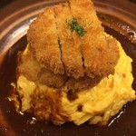 おむらいす亭 - カツカレーのオムライス