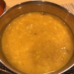 スパイス料理ナッラマナム - ダール(豆のスープ)