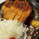 肉と魚とめん料理が充実している店 なにがし - 