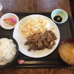 娯縁 - とんてき(200g)定食@810円