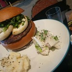 ICON - 期間限定カブバーガー￥1450