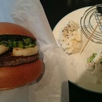 ICON - 期間限定カブバーガー￥1450