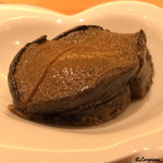 丸新 - 常磐沖産の850㌘超の黒あわび