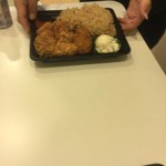 からあげ&弁当 トリとん - 