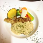 シェ・アルモニ - 週替りランチ（豚肩ロースのソテー味噌きのこクリームソース）