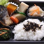 Kenkou Nagomisouzai Nagai Ki Omame - おまかせ390（サンキュー）弁当390円（税別）