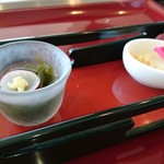 鉄板焼 石狩 - 前菜(昆布素麺とだし巻き)