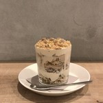 マノ カフェ - 栗とコーヒーのパフェ 700円(税込