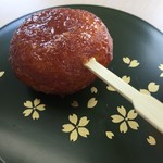 煉屋菓子舗 - おばこ餅…味噌たんぽのような味わいです♪