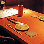 花野亭 - テーブル席