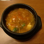 焼肉やまと - 石焼ビビンバについてきたスープ