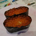 回転寿司 ぱさーる - イクラ