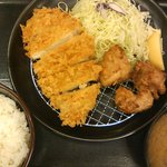 チキン亭 - とんかつ唐揚定食（690円）