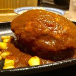 隠れ家鉄板おぶ - ハンバーグランチ（シングル）950円（税込）