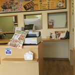 牛島商店 - 店内