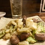 ふた村 - 砂肝とキャベツの炒めたやつ600円