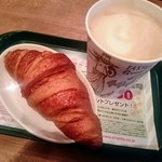 プロント - あさのラテ クロワッサンセット（プロント品川インターシティ店）