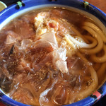 東京庵 - 豊橋にかけうどんです。かつお節がタップリです。