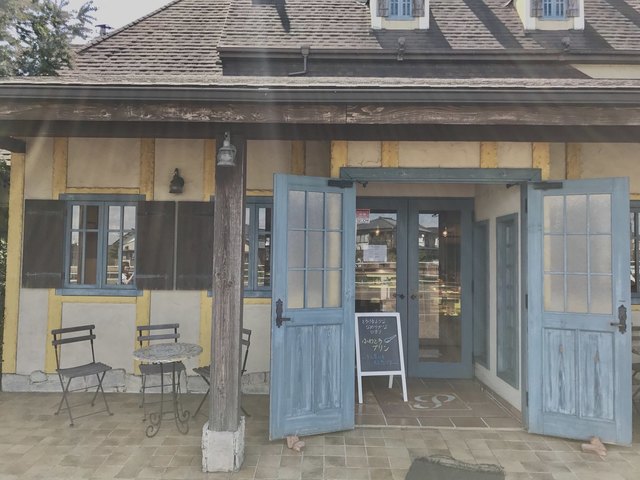 新潟新潟 花の新潟に咲く勇姿 素晴らしいラ パティスリープレジールのケーキの夢と希望と明日と正義を讃える 日本全国のデカ盛り自慢 味自慢 By ウサギのミミー ラ パティスリープレジール 巻 ケーキ 食べログ