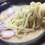 壱角家 - 麺リフト