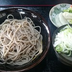 Soba tokoro hommaru higashi - もりそば。