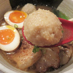 Ichi - 『とろける鶏つくね』もその名の通り、ふわふわ＆ねっとり、とろける食感です。