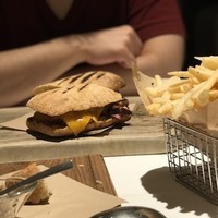 ザ・ステーキハウス - ローストビーフサンドイッチ