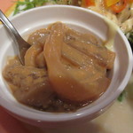 ビストロ アオキ - 自家製塩辛（サービス）