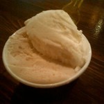 ジェラテリア アクオリーナ - 和栗/フレッシュミルクの二種盛り