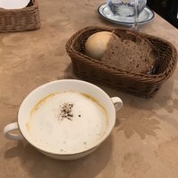 ダン ル シエル - スープとパンも素晴らしい出来♪