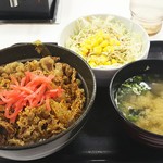 吉野家 - 牛丼コモサラツユダク400円 味噌汁60円