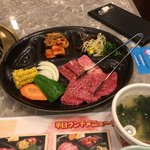 川崎名物 炭火焼肉 食道園 - 