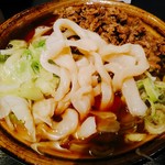 kateidainingunagomi - 麺'ズ冨士山から仕入れている麺はかなり太い縮れ麺。