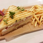 ザ バード ウォッチング カフェ - ランチセットＡ（厚切りハム/カリカリ細切りフライドポテト）1,480円　2017/10