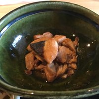 飯田橋 喝采 - 黒むつ煮付け定食 1,000円　付け合わせの魚の煮付け