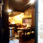 キッチンきむら - 入り口から店内