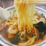 香港ハウス - イケる細麺