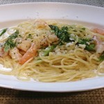 Trattoria Salice  - 小エビとアスパラのクリームソーススパゲッティ　￥1280