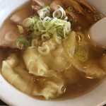 喜多方ラーメン 坂内  - ワンタンがなめらかです^_^