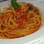 トマトとバジルのスパゲッティ