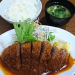 洋食の朝日 - ビフカツ  1480円  男の人には大きな御飯茶碗