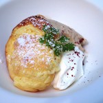 レッジョ・ネレミリア - 「フランス産洋栗のジェラートと、温かいレモンのフリッタータ」のアップ