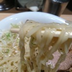 松戸富田麺業 - 平打ち縮れ麺