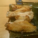 鳥恵 - 手羽先 (4.3)