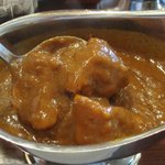 ラ・ファミーユ - 「ビーフカレー 大盛り(\1250)」の肉アップ。