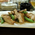 トリワイン ＰＩＫＯＳＨＨＨＵ - モモ肉の何か？