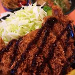 レストラン太陽 - ソースカツ丼（豚汁・漬物付き）　￥800
