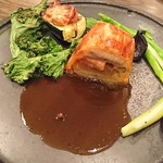 organ - 茨城産 穴子のスモークとフォアグラ、黄色ビーツのパイ包み